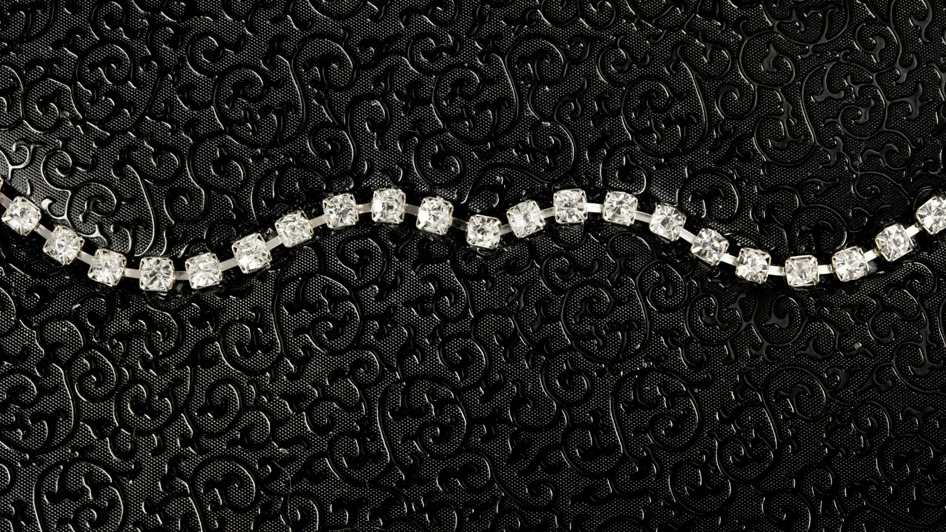 diamond dealer