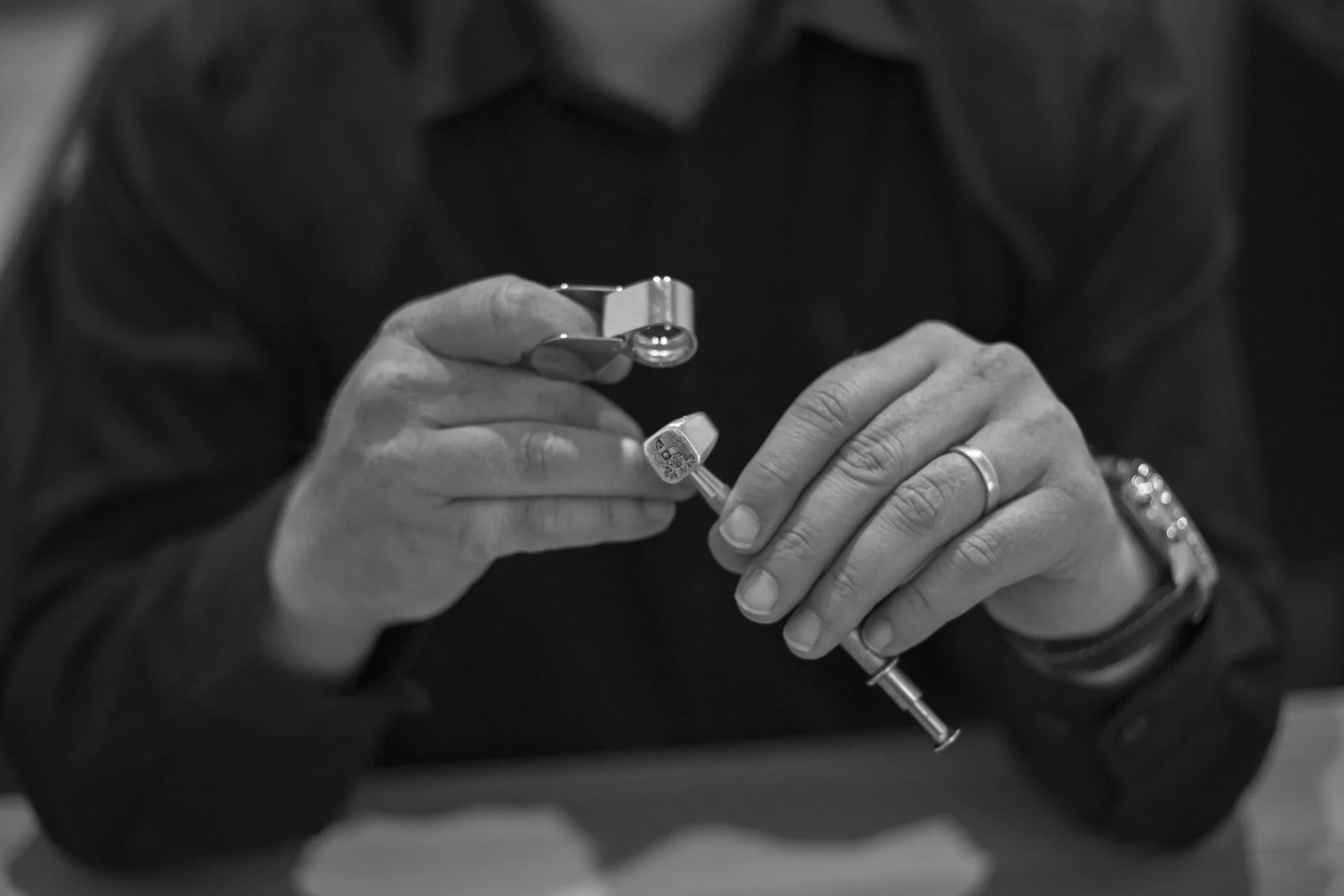 close up ring inspection